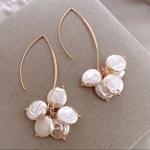 Anthropologie 🖤 Gold Plated Freshwater Pearl Drop Earrings D10
